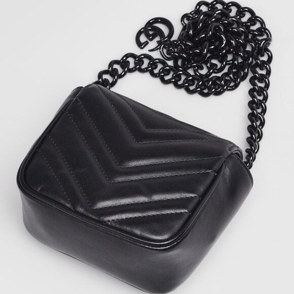 Gucci Black Quilted Leather Marmont Shoulder/Waist Bag - Picture 2 of 11